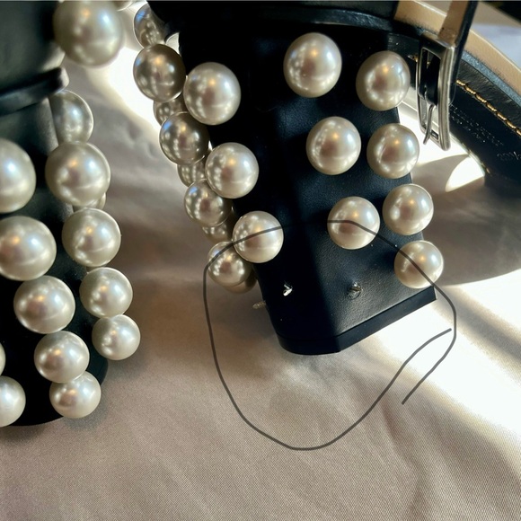 Emilio Pucci Leather Sandals - Picture 3 of 14